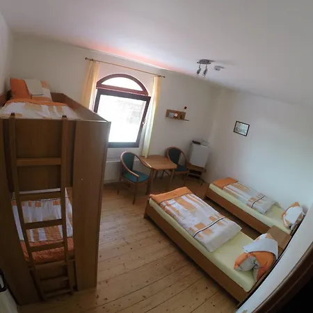 Guest house Jaros Popuvky